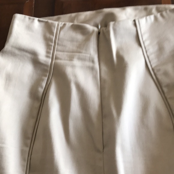 Women’s size 8 Worthington tan skirt - Picture 6 of 9
